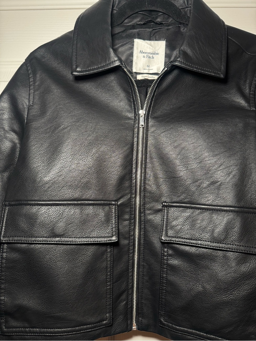 NWOT Abercrombie & Fitch Short Vegan Leather Utility Jacket - Picture 6 of 7